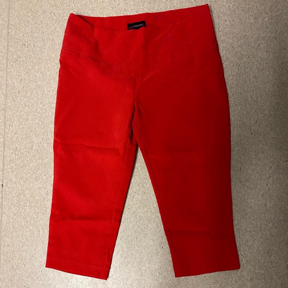 Brand New, Never Worn, “CandyCouture” cropped leggings, sz sm. - Picture 1 of 1